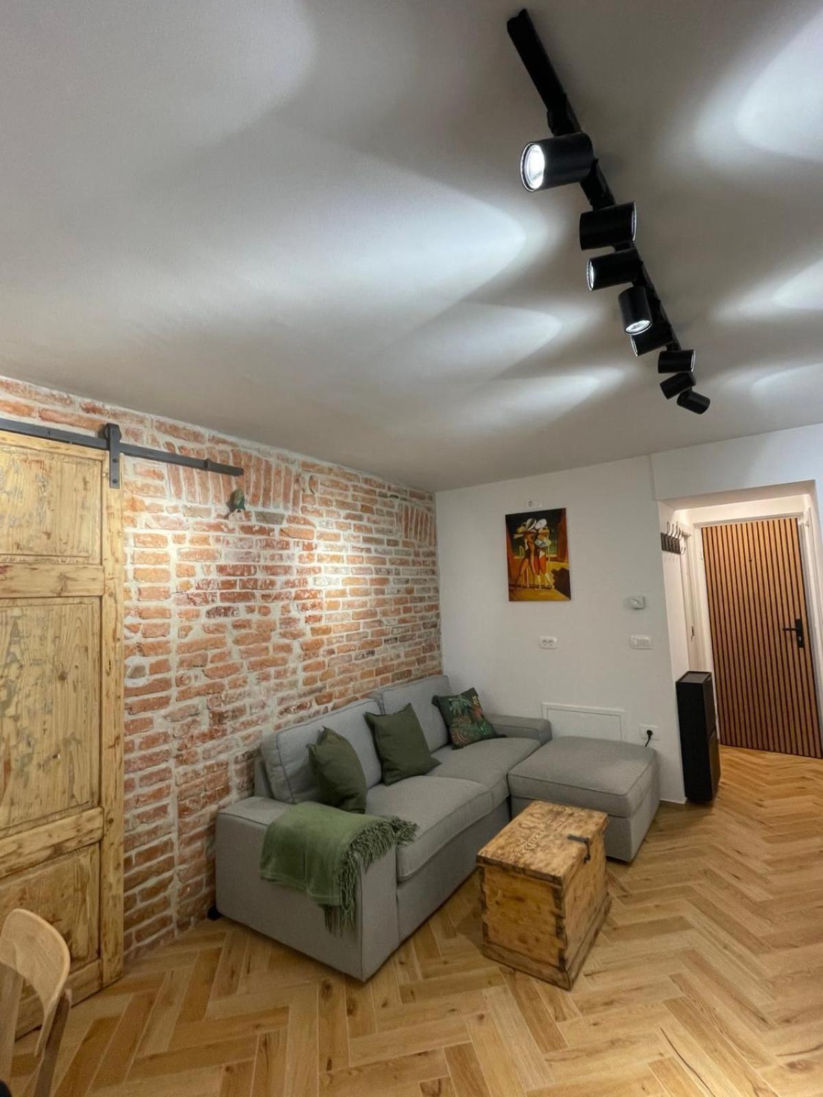 Gg Art Apartments III Любляна Экстерьер фото